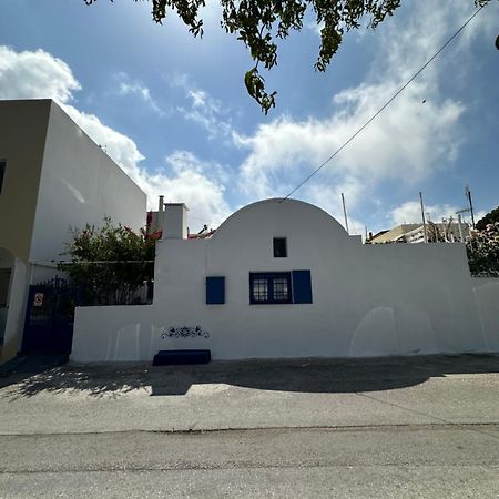 Nikolakis Traditional House In The Village. Kamari  Exterior photo